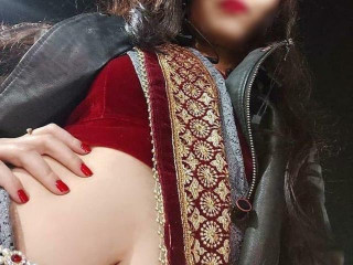 simran-oberoi-best-quality-full-educated-mumbai-escort-girl